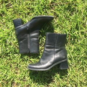 90s square toe black boots